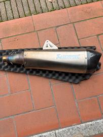 Terminale akrapovic per husqvarna 701