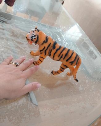 Animali di plastica 