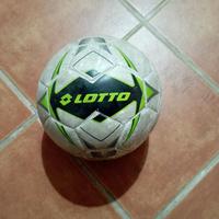 Pallone da calcio lotto trattabile
