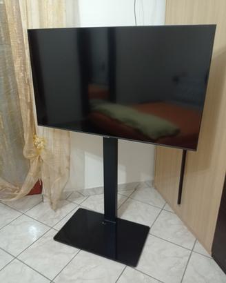 televisore+ base di appoggio 
