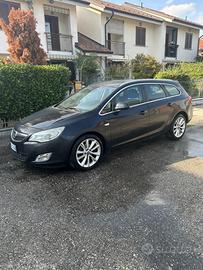 Opel Astra j sport tourer