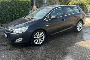 Opel Astra j sport tourer