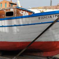 Gozzo con licenza da pesca