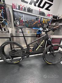 Enduro Santa Cruz megatower 
