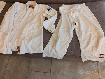 completo per judo /judogi / kimono 130 cm