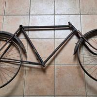 Bicicletta d’epoca anni 40/50 da restaurare