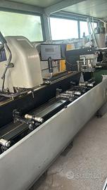 Centro di lavoro per alluminio