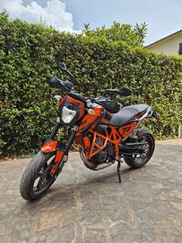 KTM 690 Duke - 2012