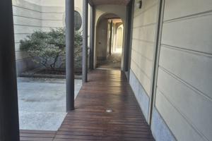 Locale commerciale 30 mq / monolocale con garage