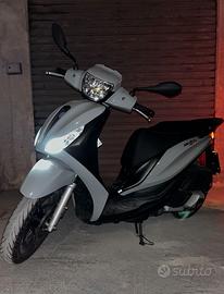 Piaggio Medley 125