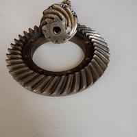 coppia conica  9/40 per fiat 131 e macchine agrico