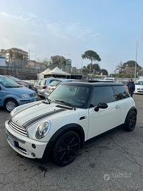 MINI Cooper 1.6 Benzina – Tetto panoramico