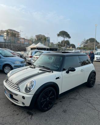 MINI Cooper 1.6 Benzina – Tetto panoramico
