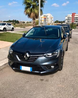 Renault Megane BOSE