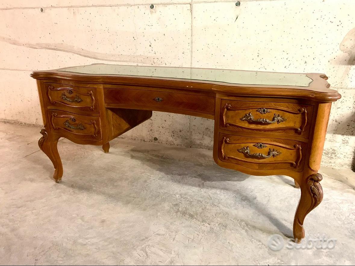 Scrivanie in stile Mobili usati