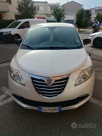Lancia Ypsilon 1.2 69 CV 5 porte S&S Silver