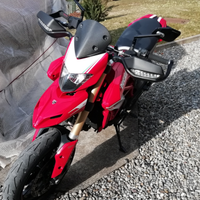Ducati hypermotard 821