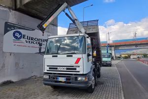 IVECO ML 120E18 K RIBALTABILE TRILATERALE CON GRU