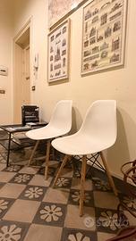 Set di 2 sedie in polipropilene bianco e legno