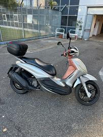 Piaggio Beverly  350