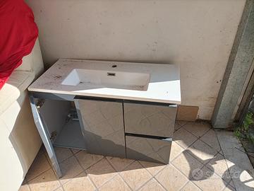 mobile piccolo bagno