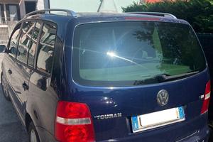 Volkswagen Touran 1968 100CV tdI (dic 2003)