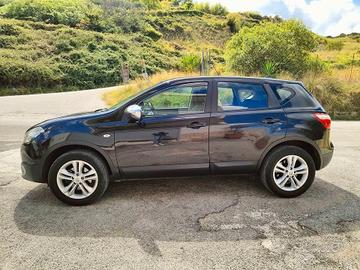 Nissan Qashqai 1.5 dci tekna 110 cv - restyling