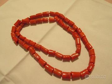 Collana in corallo Bambù