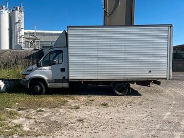 IVECO DAILY 35-90