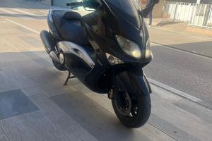 T Max 500cc Nero