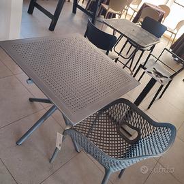 tavoli e sedie da giardino o per bar/ristoranti