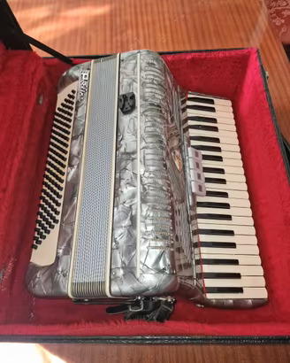 Fisarmonica Giustozzi Made in Castelfidardo