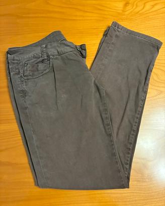 Pantaloni slim donna