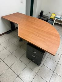 Scrivania in legno da casa / ufficio