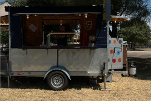 Rimorchio auto festival birra street food