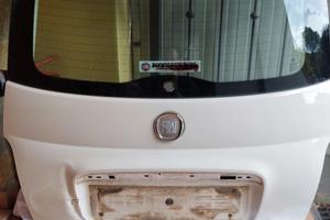 Portellone bagagliaio Fiat 500 2011