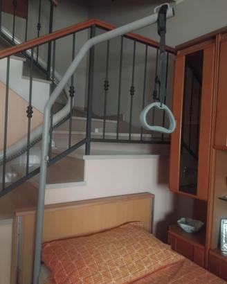 Letto usato ospedaliero elettrico