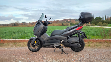Scooter Yamaha X Max 400