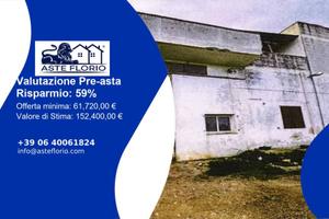 Immobile in asta di 636 m² a Lecce