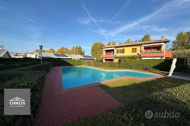 Appartamento di 95 m² con 3 locali e box auto a De