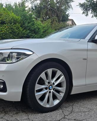 Bmw 116 116d 5p. SPORT