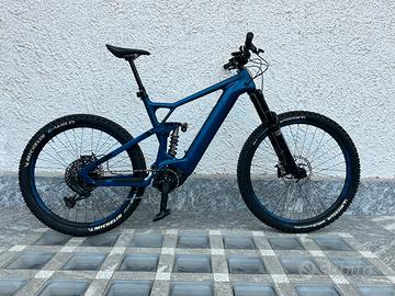 Fulgur mula carbonio