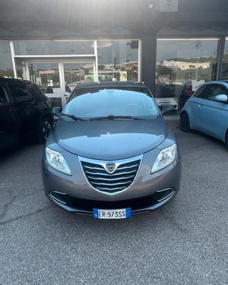 LANCIA YPSILON 1.2 69 CV GOLD -5 POSTI
