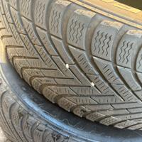 Gomme invernali pirelli 205/55 r16
