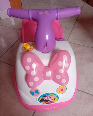 Macchina cavalcabile Minnie 