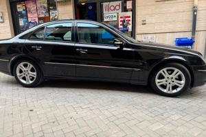 Mercedes Benz e classe 