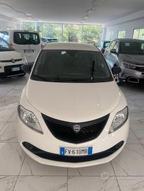 Lancia Ypsilon 1.2 69 CV 5 porte Gold