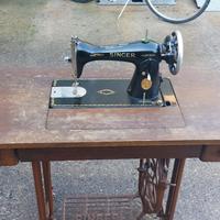 Macchina per cucire Singer  d'epoca