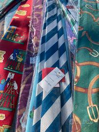 Stock 100 cravatte miste