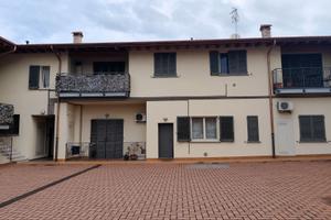 Comun nuovo trilocale con balcone,possibilita' can